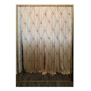 W01-000-001 Backdrop Candle Holder - Gold