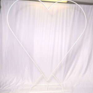 W01-000-004 Backdrop - Heart White