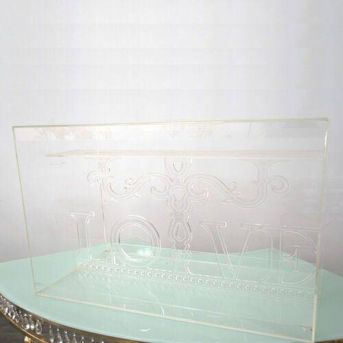 Love Cake Table